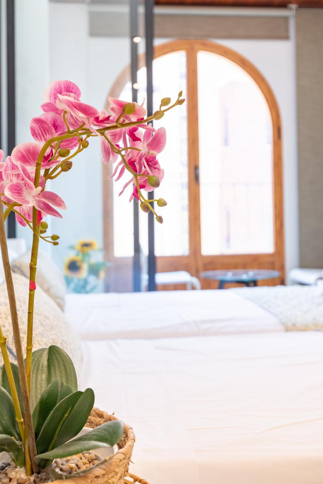 Aparthotel Mediterraneo By Neohotels-Centro 8 Min By Metro Valencia Buitenkant foto