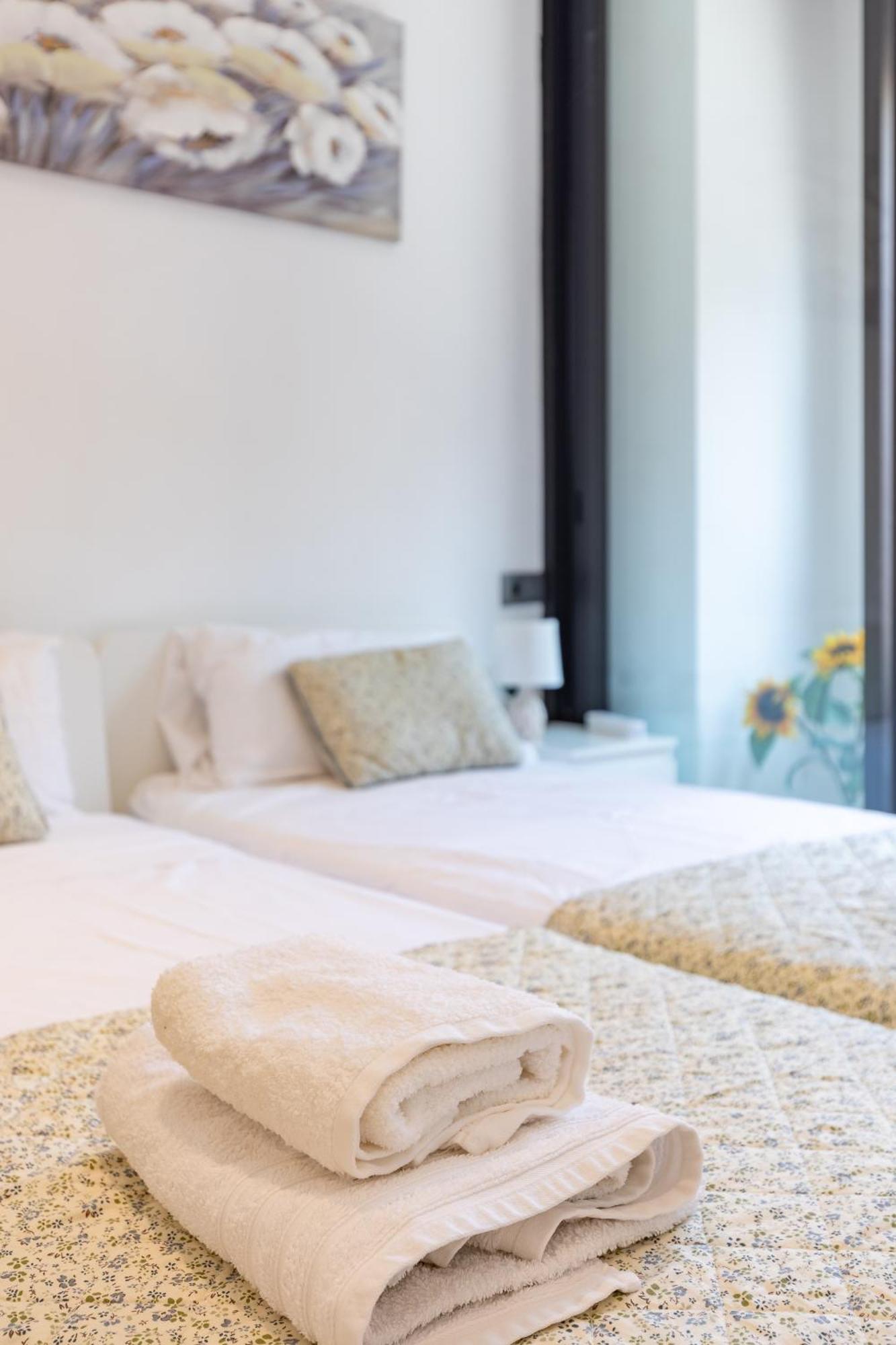 Aparthotel Mediterraneo By Neohotels-Centro 8 Min By Metro Valencia Buitenkant foto